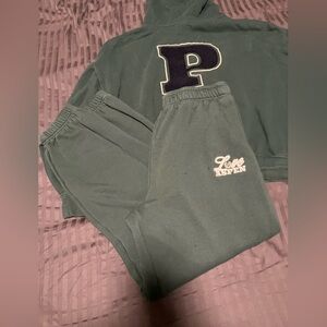 Victoria’s Secret PINK Green Joggers Size Medium and Hoodie Size Small Set